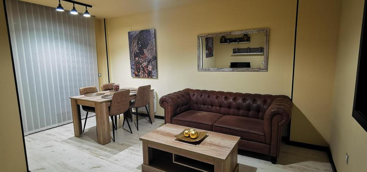 Apartamento Ales II Аренас-де-Сан-Педро Екстер'єр фото